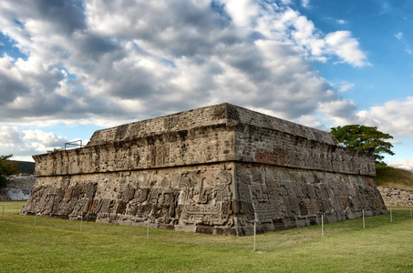 科奇科有羽毛的蛇的神庙。 墨西哥哥伦布前考古遗址。 联合国教科文组织世界遗产遗址