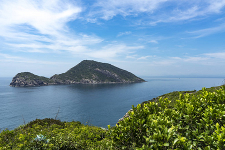 查姆岛在越南的库劳查姆群岛，有着美丽的海滩和风景。