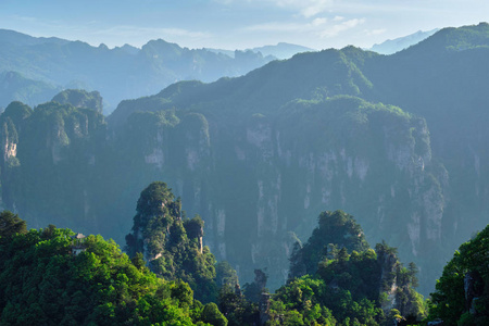 张家界山脉, 中国