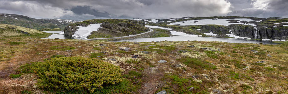 沿国家旅游线路Aurlandstjellet的山景。氟烷。博格维根。西部挪威