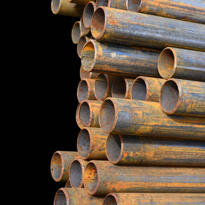 管道是工业景观中的钢