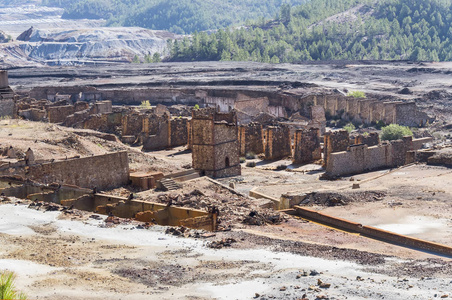 胡尔瓦西班牙的防暴旧矿井遗骸