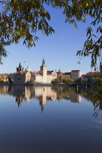 捷克共和国伏尔塔瓦河上的布拉格老城
