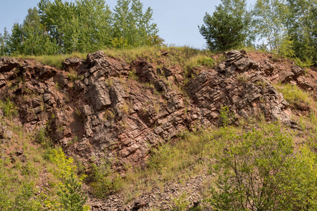 波兰霍利跨山萨切尔米采石场内赫西尼亚造山地质构造