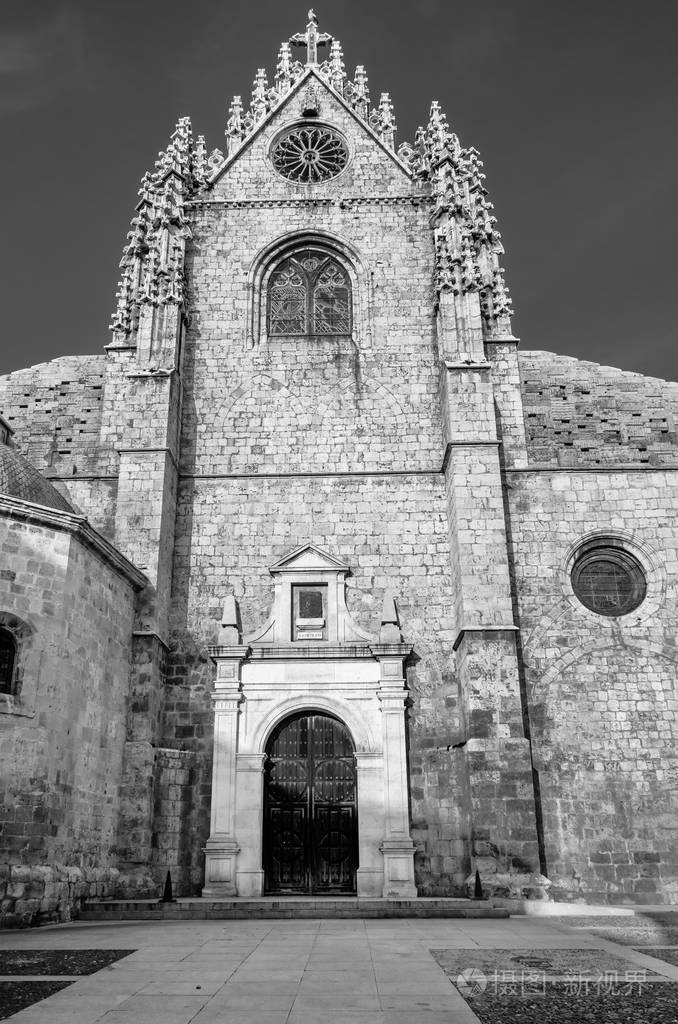 西班牙巴伦西亚哥特式大教堂的景色(黑白图像)照片-正版商用图片1430