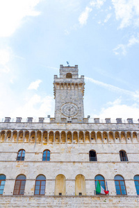 意大利托斯卡纳历史中心的蒙特普利亚诺市政厅1440年