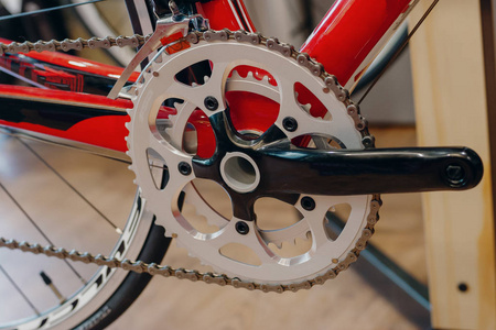 自行车曲柄图片