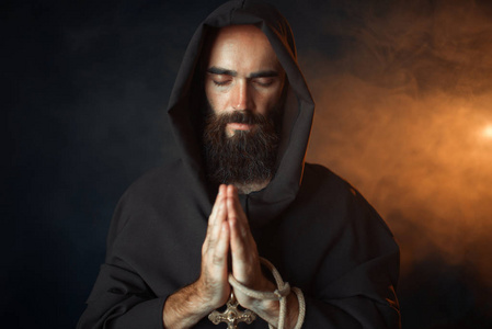 僧侣的长袍图片