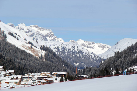 奥地利阿尔卑斯山在冬天