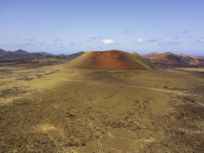 鸟瞰卡尔德拉色拉火山熔岩与地衣兰萨罗特加那利群岛西班牙欧洲