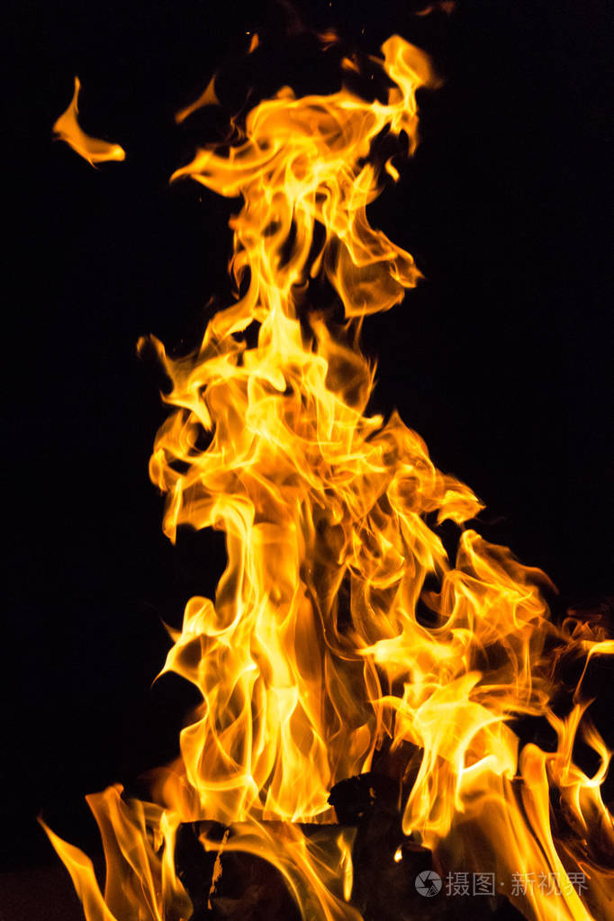 恶魔般的火焰. 地狱之火. 背景来自舞蹈的火舌. 火灾危险. 消防安全.