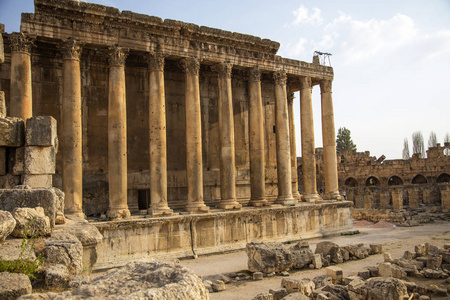 古代赫利奥波利斯寺建筑群的罗马遗址。 巴贝克贝卡谷地黎巴嫩。