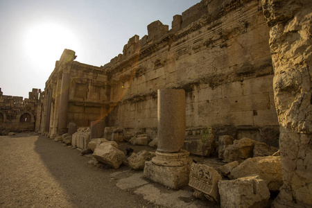 古代赫利奥波利斯寺建筑群的罗马遗址。 巴贝克贝卡谷地黎巴嫩。