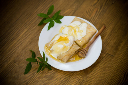 豆腐和蜂蜜一起吃会怎么样(豆腐和蜂蜜可以一起吃)