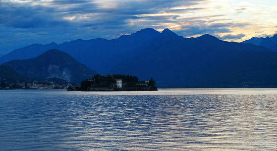 意大利的Maggiore湖
