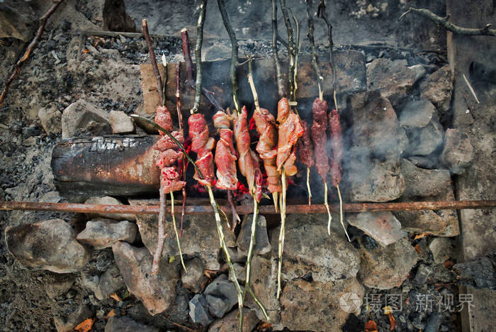 野外的烤肉