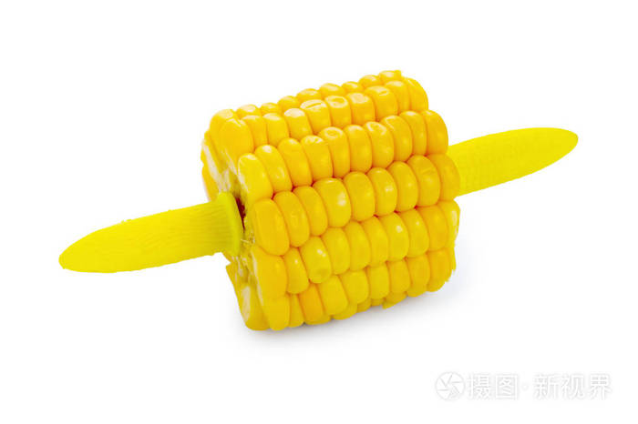 一块玉米上面有白色背景的玉米