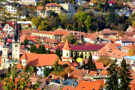 布拉索夫市的典型城市景观，一个位于罗马尼亚特兰西瓦尼亚的城镇，位于该国的中心。 300000居民。