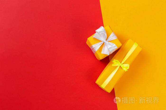 彩色背景圣诞装饰礼品盒