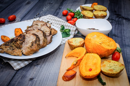  bread plate and bowl of peppers