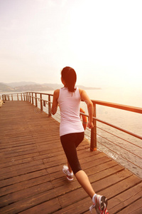 健康生活方式运动女性跑步