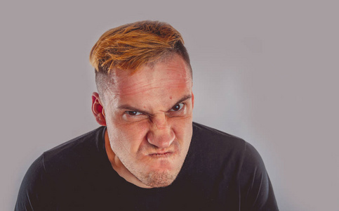 老师崩溃一个疯狂的家伙的情感肖像.