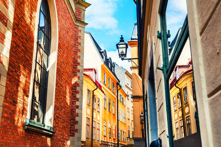 美丽的街道与五颜六色的建筑旧城斯德哥尔摩瑞典