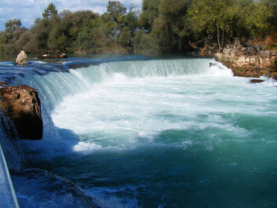 令人惊叹的曼纳瓦特瀑布在意大利土耳其。