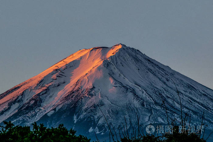 山富士山有日出的天空背景照片 正版商用图片14imli 摄图新视界 山富士山有日出的天空背景照片 正版商用图片14imli 摄图新视界