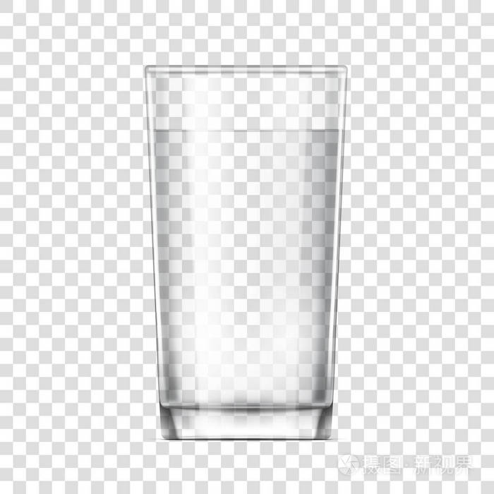 插画 带水的现实玻璃杯. 透明背景上的透明玻璃器皿. 矢量插图.eps