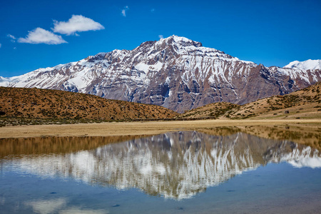 丹卡湖。印度喜马查尔邦斯皮蒂山谷