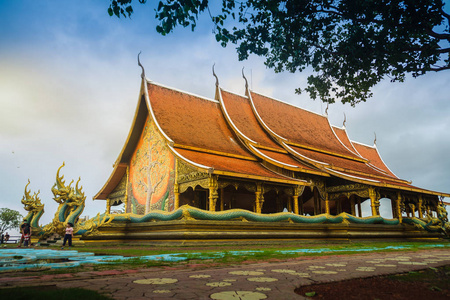 西林霍恩瓦拉姆法罗公共寺庙在ubon ratchathani泰国附近的崇美边境