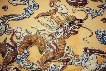 与龙的梦幻城市图片-与龙的梦幻城市素材-与龙的梦幻城市插画-摄图新