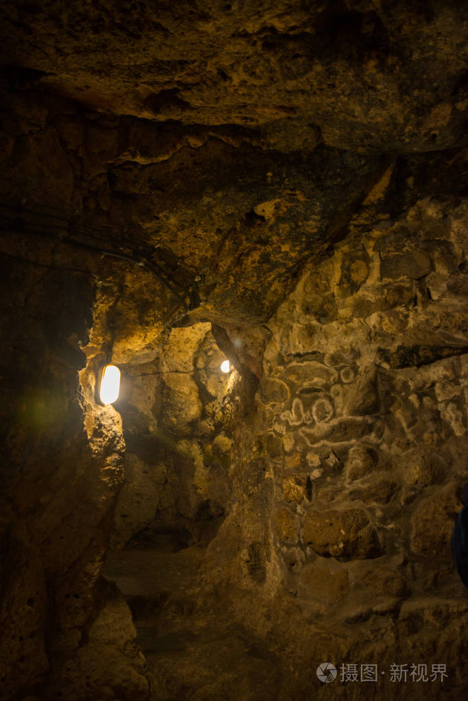 德林库尤地下城市是土耳其卡帕多西亚的一个古老的多层次洞穴城市.