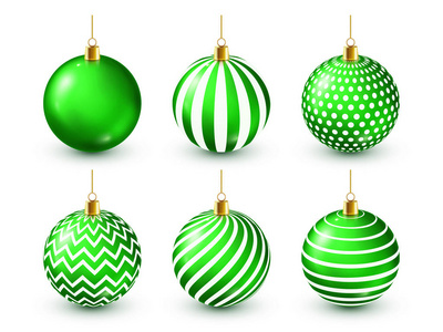 圣诞树闪亮的绿色球设置。新年装饰。冬季。12月假期。贺卡或横幅元素