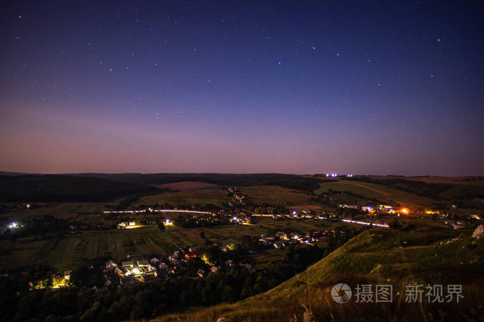 在村子里的夜晚