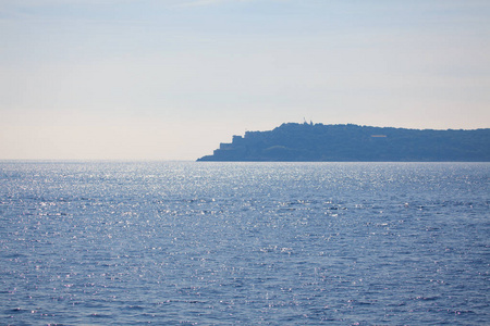 亚得里亚海上无人居住的小岛