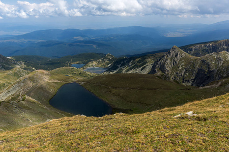 保加利亚的七个里拉湖夏季景色