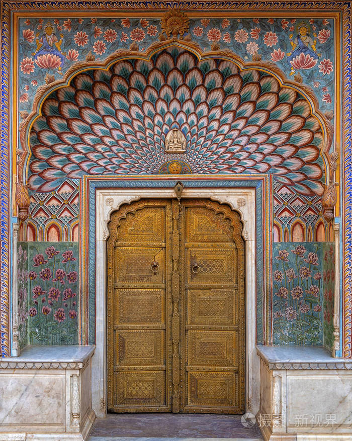 印度皮塔姆尼瓦乔克斋浦尔城宫殿的莲花门