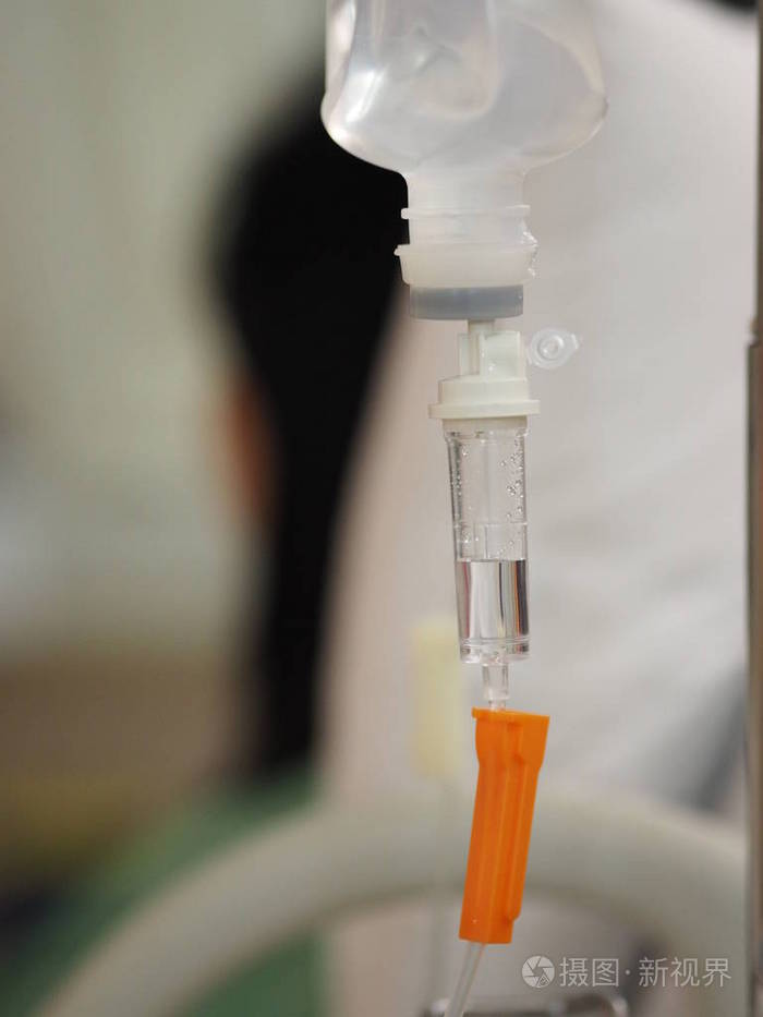 医院病房的生理盐水袋