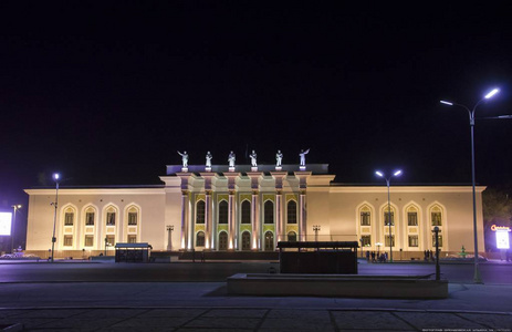 哈萨克斯坦共和国城市的建筑和纪念碑。