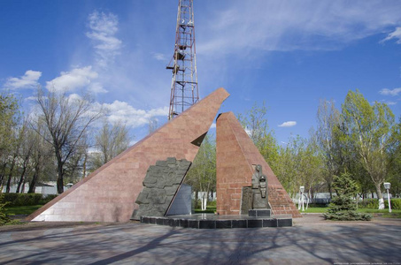 哈萨克斯坦共和国卡拉甘达市的建筑和纪念碑。