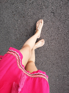 一双漂亮凉鞋图片