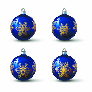 蓝色的圣诞球，上面有不同的雪花装饰。 一套孤立的现实玻璃球。 矢量插图为您的设计。