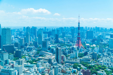 美丽的建筑建造东京城，东京塔在蓝天日本