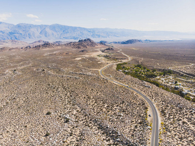 内华达山脉东侧的孤松峰景观,范围是美国纽约州的孤松镇,约翰缪尔荒野