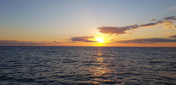 天空浪漫海上旅行