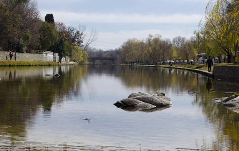 阿根廷米纳·克莱弗罗·科市的旅游步行堤照片