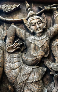 泰国人文学中的特写木雕图片