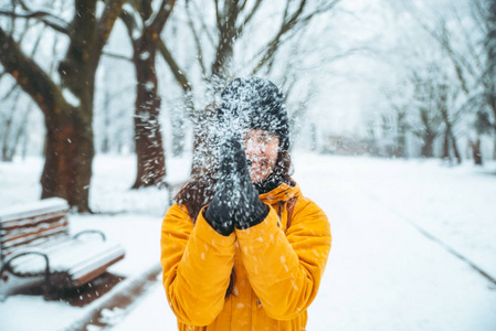 下雪的真实图片 有人图片